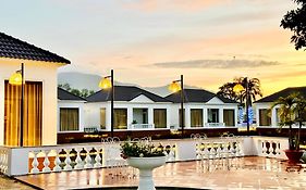 Rồng Vàng Resort